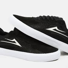 Lakai Essex Skate Shoes - Black/White (US 9)